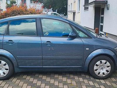 Audi A2