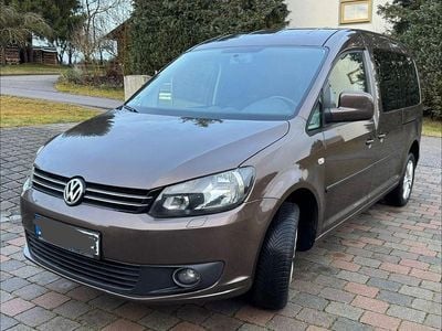 Braun Gebraucht 2014 VW Caddy Van / Kleinbus | 15.000 €