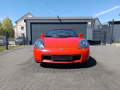 Gebraucht Toyota MR2 140 PS (102 kW) 2000 Rot Cabrio