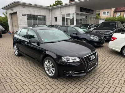 Używany Audi A3 Ambition 125 KM (91 kW) 2010 Czarny Hatchback