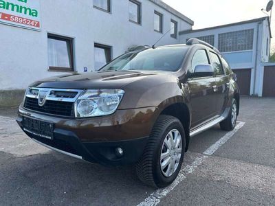 gebraucht Dacia Duster I LAUREATE 4x2 KLIMA + AHK + ALLWETTER