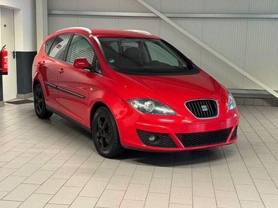 Gebraucht Seat Altea XL Stylance 105 PS (77 kW) 2010 Rot Van / Kleinbus