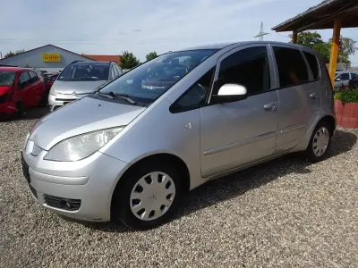 Gebraucht Mitsubishi Colt Motion 95 PS (69 kW) 2007 Grau Limousine