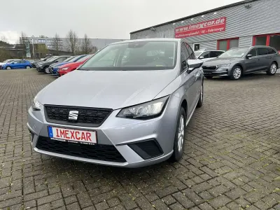 Używany Seat Ibiza Style Plus 95 KM (69 kW) 2023 Srebrny Hatchback