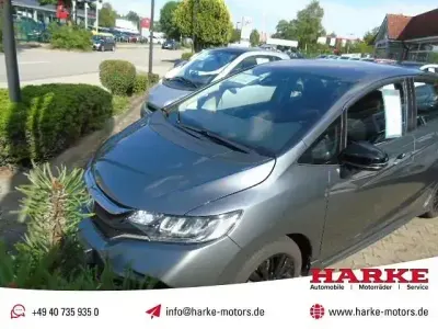 Gebraucht Honda Jazz Dynamic 131 PS (96 kW) 2018 Grau Kleinwagen