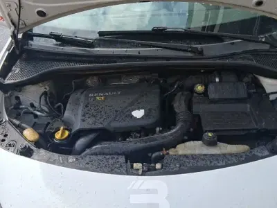 Gebraucht Renault Clio Dynamique 101 PS (74 kW) 2008 Weiß Limousine