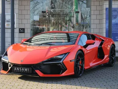 Nouă Lamborghini Revuelto 1016 CP (747 kW) 2026 Portocaliu Coupe
