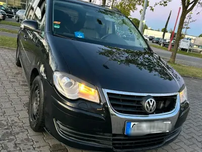 Gebraucht VW Touran 140 PS (102 kW) 2008 Schwarz Van / Kleinbus