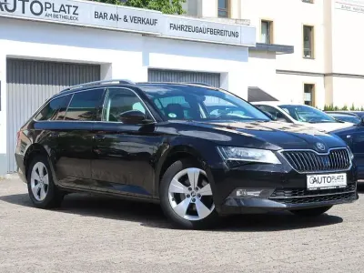 Gebraucht Skoda Superb 190 PS (139 kW) 2018 Schwarz Kombi