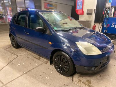 Gebraucht Ford Fiesta 60 PS (44 kW) 2002 Blau Kleinwagen