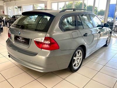 Usata BMW 320 150 CV (110 kW) 2006 Blu Station wagon