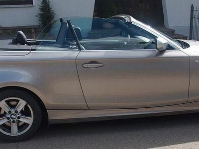 Gebraucht BMW 118 Cabriolet Exclusive 143 PS (105 kW) 2013 Silber Cabrio