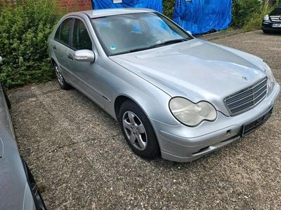Mercedes C180