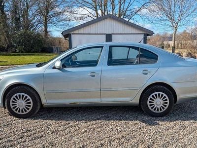 Gebraucht Skoda Octavia Elegance 105 PS (77 kW) 2011 Grün Limousine
