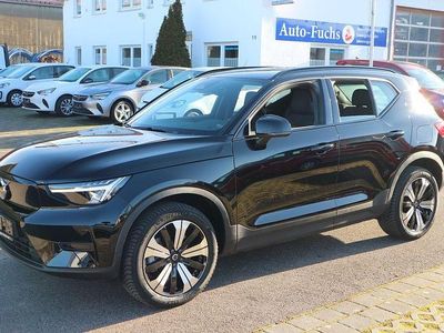 Schwarz Gebraucht 2022 Volvo XC40 Core SUV | 32.500 € (Fairer Preis)