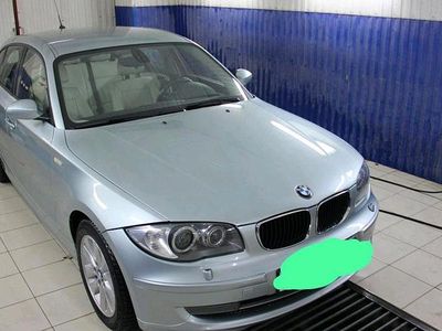 Usata BMW 118 129 CV (94 kW) 2006 Grigio Utilitaria