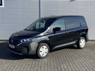 Schwarz Gebraucht 2024 Nissan Townstar Tekna Van | 26.740 € (Etwas zu teuer)