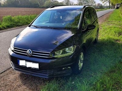 Usata VW Touran 150 CV (110 kW) 2021 Nero Monovolume