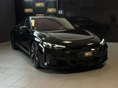 Gebraucht Audi RS e-tron GT 439 kW (598 PS) 2024 Mythosschwarz metallic Limousine