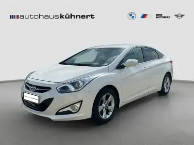 Gebraucht Hyundai i40 Style 136 PS (100 kW) 2012 Weiß Limousine