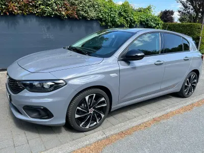 Gebraucht Fiat Tipo Sport 120 PS (88 kW) 2019 Grau Limousine