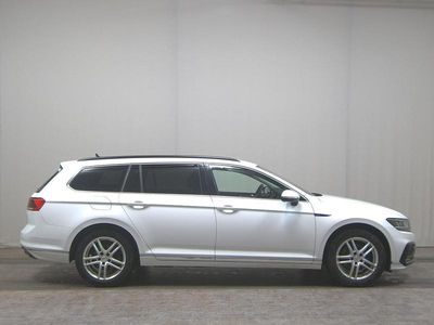 Usata VW Passat GTE 218 CV (160 kW) 2021 Bianco Berlina