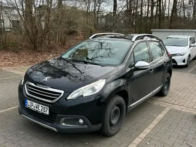 Gebraucht Peugeot 2008 120 PS (88 kW) 2013 Schwarz SUV