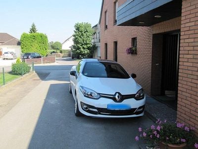 Gebraucht Renault Mégane Cabriolet Luxe 131 PS (96 kW) 2015 Weiß Cabrio