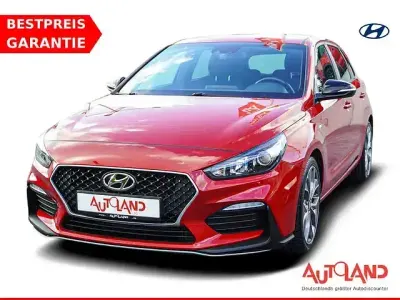 Gebraucht Hyundai i30 N Line 140 PS (102 kW) 2019 Rot Limousine