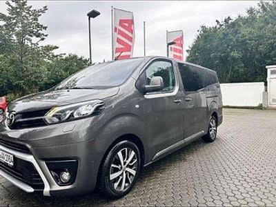 Gebraucht Toyota Proace Verso 144 PS (105 kW) 2021 Grau Kombi