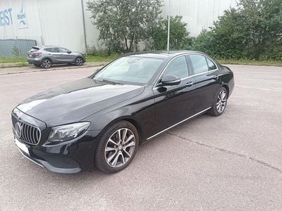 Gebraucht Mercedes E220 Avantgarde 194 PS (142 kW) 2016 Schwarz Limousine