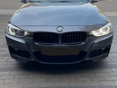 gebraucht BMW 320 i xDrive Touring M Sport M Sport