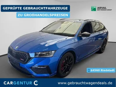 Second-hand Skoda Octavia RS 245 CP (180 kW) 2022 Albastru Break