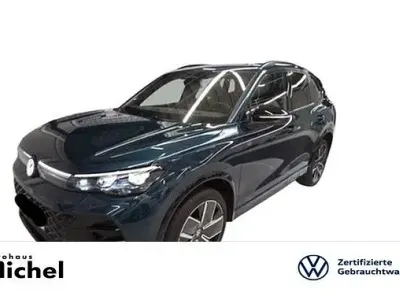 Gebraucht VW Tiguan Style 265 PS (194 kW) 2025 Blau SUV