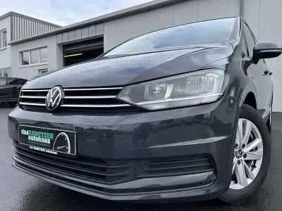 Używany VW Touran Comfortline 150 KM (110 kW) 2022 Szary Minivan