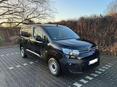 Schwarz Gebraucht 2020 Citroën Berlingo Van / Kleinbus | 7.900 € (Guter Preis)