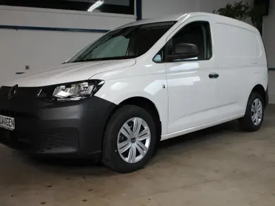 Neu VW Caddy 122 PS (89 kW) 2026 Candyweiß uni Van / Kleinbus