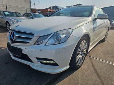 Gebraucht Mercedes E250 Avantgarde 204 PS (150 kW) 2013 Weiß Coupé