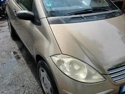 Gebraucht Mercedes A150 70 PS (51 kW) 2004 Gold Kombi