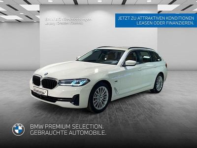 Gebraucht BMW 530e Sport Line 292 PS (214 kW) 2023 Weiß Kombi