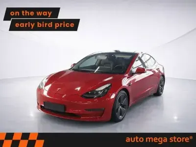 Usata Tesla Model 3 366 kW (498 CV) 2021 Rosso Berlina