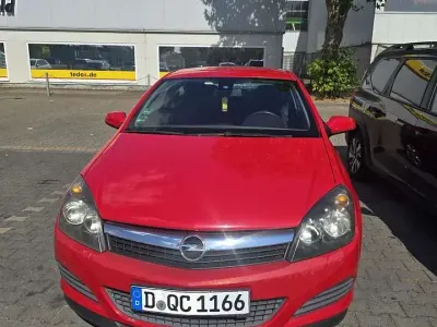 Gebraucht Opel Astra GTC Catch Me 90 PS (66 kW) 2007 Limousine