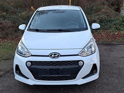 Usata Hyundai i10 Trend 67 CV (49 kW) 2017 Bianco Utilitaria