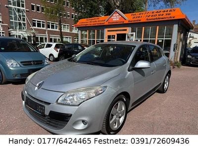Second-hand Renault Mégane 131 CP (96 kW) 2011 Argintiu Berlinǎ