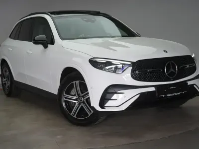 Gebraucht Mercedes GLC300 AMG 269 PS (197 kW) 2025 Weiß SUV