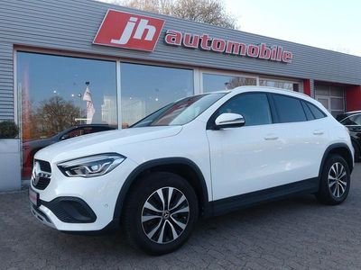 Gebraucht Mercedes GLA200 Style 163 PS (119 kW) 2021 Weiß SUV