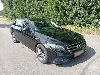 Mercedes E200
