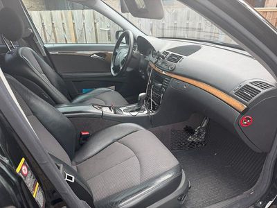 Mercedes E270