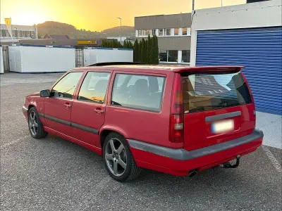 Gebraucht Volvo 850 226 PS (166 kW) 1994 Rot Kombi