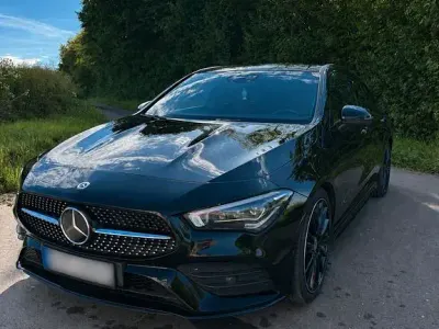 Gebraucht Mercedes CLA220 Shooting Brake AMG line 190 PS (139 kW) 2021 Schwarz Kombi